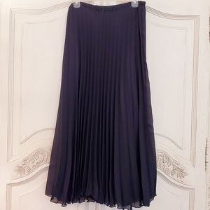 Sunny Leigh Navy blue Midi skirt accordion pleated